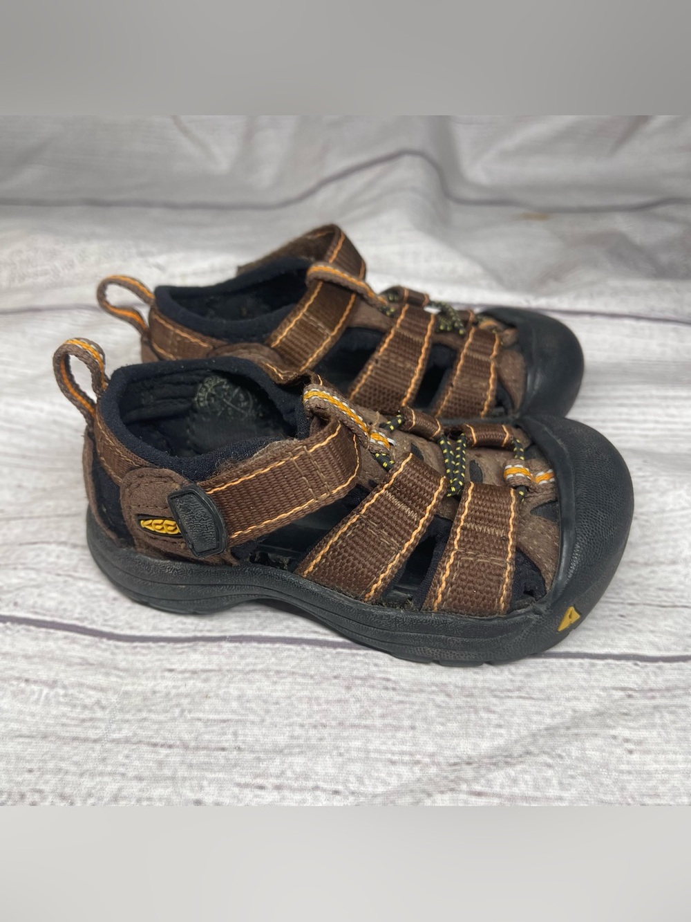 KEEN Toddler 4 Newport H2 Brown Sandals